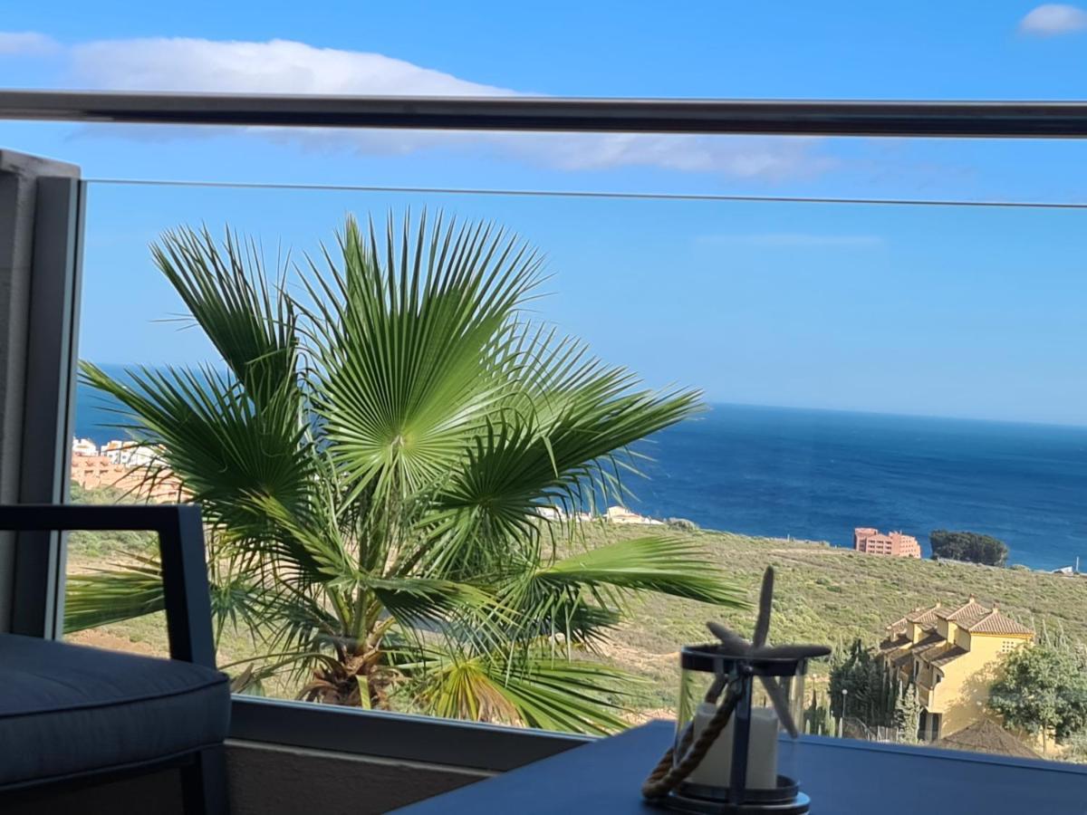 Seaside Serenity - Stylish Apartment With Spectacular Views Manilva Exterior foto