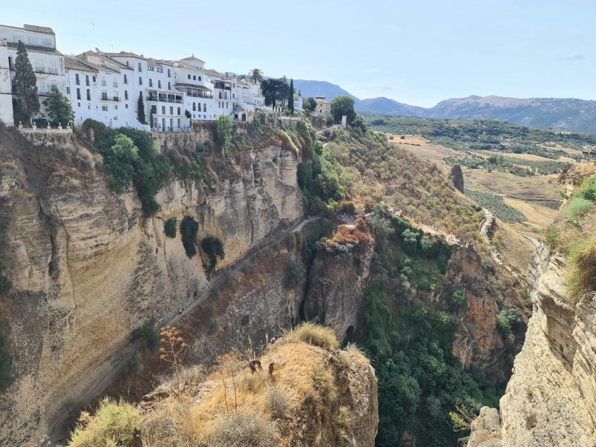 Seaside Serenity - Stylish Apartment With Spectacular Views Manilva Exterior foto
