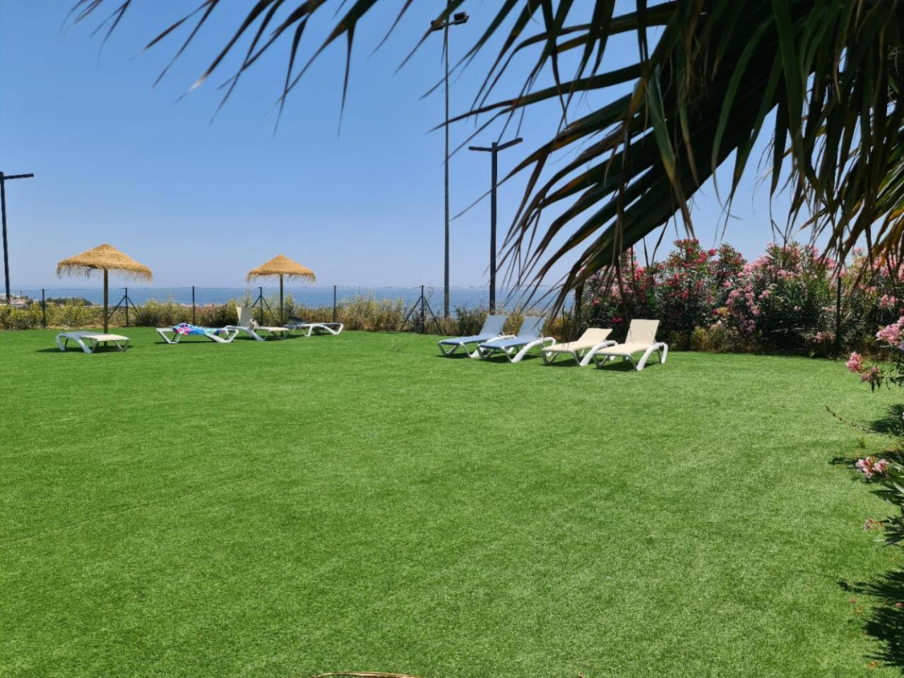 Seaside Serenity - Stylish Apartment With Spectacular Views Manilva Exterior foto
